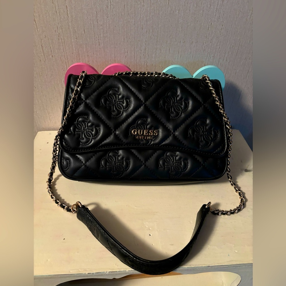 🖤🌹Guess Shoulder Bag